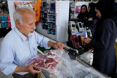 چرا گوشت وارداتی با اختلاف قیمت به دست مردم میرسد؟