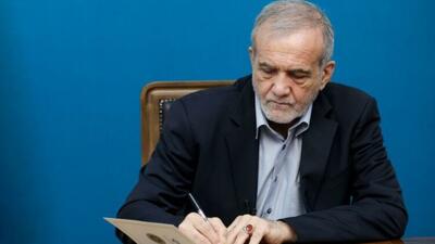  پزشکیان: زنده‌یاد امیر حجازی با تعهد و خلاقیت در مسیر اعتلای هنر نمایش گام برداشت