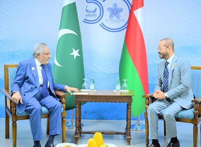 پاکستان و عمان بر لزوم خودداری از تشدید تنش در منطقه تاکید کردند