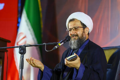  ماندگاری: سه جنگ تحمیلی نتوانست ذره‌ای از خاک ایران را جدا کند