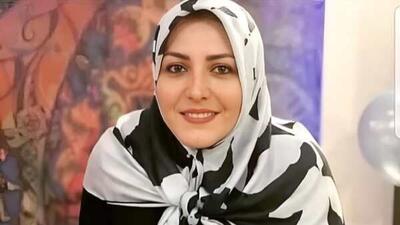 فیلم/ گریه المیرا شریفی مجری تلویزیون هنگام خواندن خبر درباره کودکان میناب