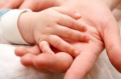  تولد نوزاد پسری با وزن بیش از ۵ کیلوگرم در در بیمارستان امام رضا (ع) کرمانشاه + تصویر