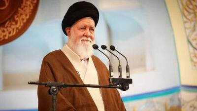  آیت‌الله علم‌الهدی: شعار دادن علیه مسئولین کار درستی نیست