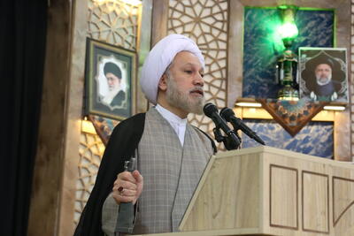 نماینده ولی فقیه در فارس: هیچ عالم عالی قدر جهان اسلام اجازه انعقاد قرارداد با آمریکا رانداده است