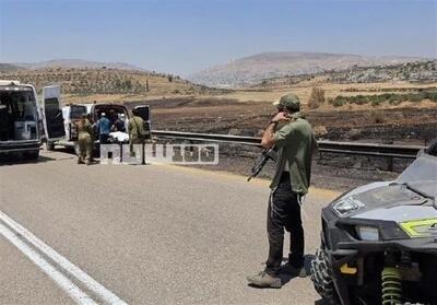 الجزیره: شهادت ۴ فلسطینی و یک کشته اسرائیلی در جریان یورش شهرک نشینان به شهرک طِل در نابلس / درگیری‌ها به دنبال تلاش فلسطینی‌ها برای دفاع از خانه‌ها و زمین‌های خود در برابر این تجاوزات مستمر که با پوشش ارتش اسرائیل انجام می‌شود، روی داد / فلسطینی‌ها در جریان درگیری‌ها موفق به تصاحب سلاح یکی از نگهبانان شدند