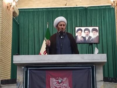  ساده‌زیستی مسئولان برگرفته از سیره علوی باشد/وحدت ملی و اربعین دو ضرورت امروز جامعه اسلامی