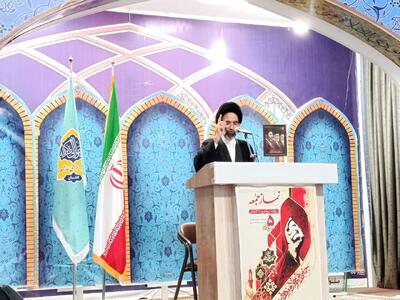  امام جمعه کاشان: ایمان، نخستین سلاح ما در  پاسخ به ترامپ است