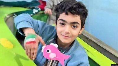  آخرین تصویر از ماکان نصیری و هم‌کلاسی‌هایش در مدرسه