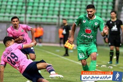  تصویر پوستر باشگاه ذوب آهن برای عبدالله ویسی سرمربی جدید گاندوها