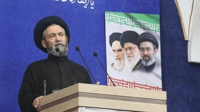  امام جمعه اردبیل: آمریکا حیثیت خود را کاملاً از دست داده است