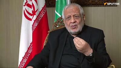 بادامچیان به اسپوتنیک: «پهلوی خیال میکند موش میتواند در جنگل به جای شیر نعره بکشد»