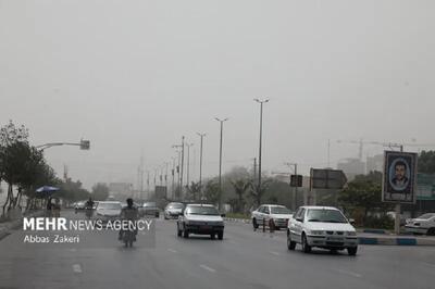 گرما و گرد و خاک در تهران