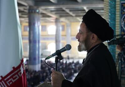 مطالبه خونخواهی رهبر شهید ادامه دارد؛ مسئولان با صراحت پیگیری کنند - تسنیم