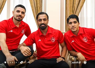 خرید جدید پرسپولیس و کری روی لباس (عکس)