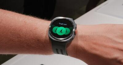سامسونگ قابلیتهای ورزشی Galaxy Watch Ultra 2 را ارتقا داد؛ از دویدن تا غواصی حرفهای