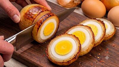 تخم مرغ و پیاز پخته؛ یک غذای ساده، خوشمزه و کم هزینه