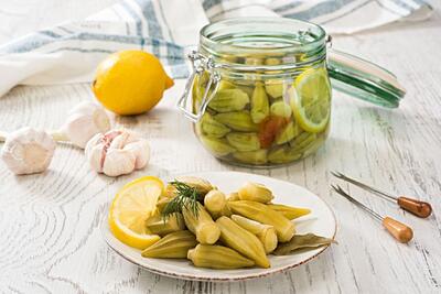 طرز تهیه ترشی بامیه با گوجه با طعم دلچسب