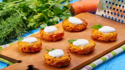  طرز تهیه کوکوی هویج برای ۴ نفر؛ راز طلایی جلوگیری از وا رفتن کوکو هنگام سرخ کردن