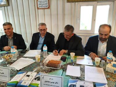 میز خدمت بانک سرمایه در محل نماز جمعه تهران برپا شد