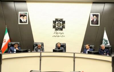 قرارگاه اقتصادی فارس باید با آرایش جنگی اداره شود/ برنامهریزی برای کاهش تورم به طور جدی در دستور کار باشد