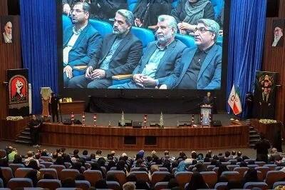 دهمین کنگره ملی شعر ایثار با تجلیل از برترینهای ادبیات مقاومت به ایستگاه پایانی رسید
