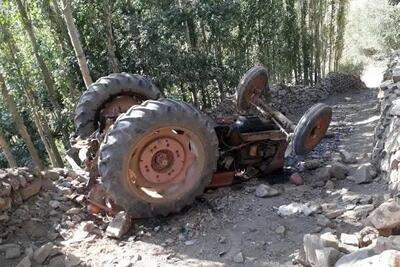  واژگونی تراکتور جان ۲ نفر را گرفت