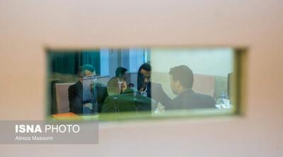  عبور معلمان از فیلترهای سنگین برای تدریس در خارج از کشور - مردم سالاری آنلاین