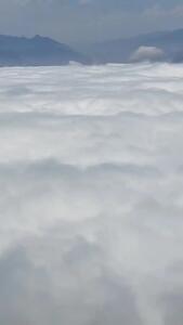  رخ شمالی دماوند از الیمستان و دریای ابر