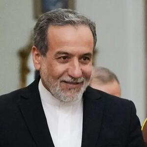  اقدام جنجالی عراقچی در پایان نشست شانگهای + فیلم - سلام نو