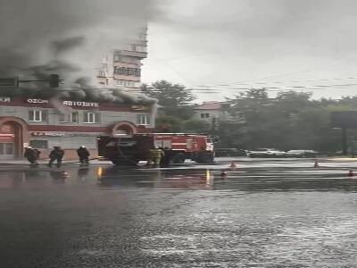 آتشسوزی و انفجار یک فروشگاه در مسکو