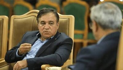  استقلال تاجرنیا شفاف نیست