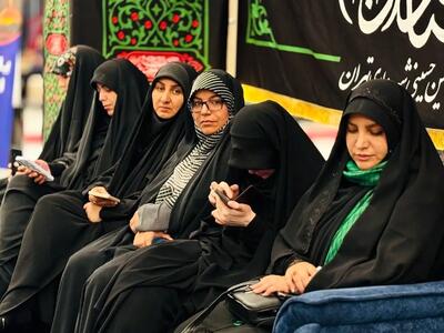  گردهمایی مختلط شاعران و نویسندگان به یاد رهبر شهید