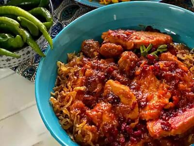 طرز تهیه یک خورش خوشمزه و مجلسی با مرغ