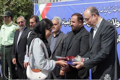  با پیگیری دادستان تهران؛ تحویل ۱۳ هزار وانت زامیاد کلید خورد