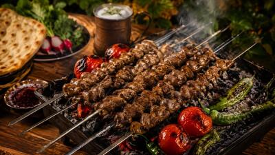  دل مرغ کبابی نرم و آبدار روی منقل؛ راز یک کباب اقتصادی و فوق العاده خوشمزه