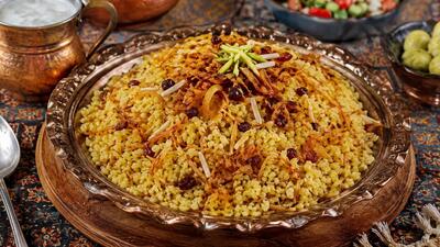 طرز تهیه بلغور پلو با رشته؛ یک غذای مقوی با بافت متفاوت و طعمی دلنشین