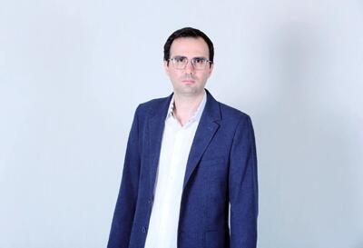  پویا نبی دبیر شانزدهمین دورۀ جوایز ایســـفا شد