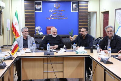  استاندار خوزستان:با تمام توان از تیم فوتبال صنعت‌نفت آبادان در لیگ برتر حمایت خواهیم کرد