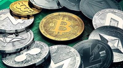  قیمت بیت کوین و ارز‌های دیجیتال امروز یکشنبه ۴ مرداد ۱۴۰۵ + جدول - مردم سالاری آنلاین
