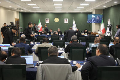 زارعی: قالیباف را متهم به کودتا کردند، اما موانع قانونگذاری را برداشت