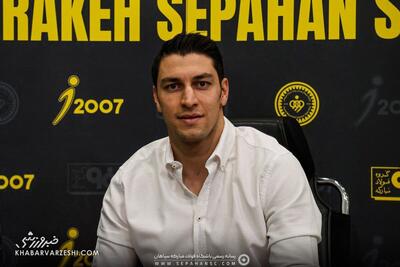 قرارداد پرسپولیس برای یک سپاهانی ارسال شد - پارس فوتبال