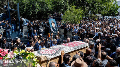  عکس/ حضور بازیگران در مراسم تشییع اکبر عبدی / از بهنوش طباطبایی و بهرام افشاری تا ایرج طهماسب و رضا عطاران