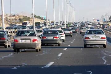 آغاز ترافیک صبحگاهی در محورهای پرتردد پایتخت