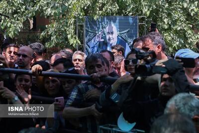  رفتار ناپسند مجید صالحی با یک بچه در مراسم اکبر عبدی