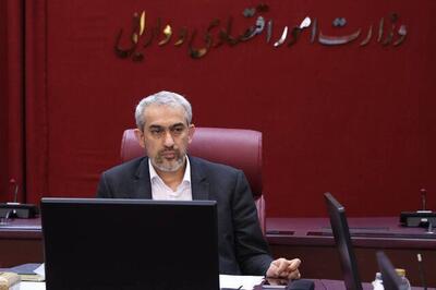وزیر اقتصاد: نظام قیمتگذاری دارو باید اصلاح شود | روش فعلی قیمتگذاری دارو پاسخگوی شرایط نیست