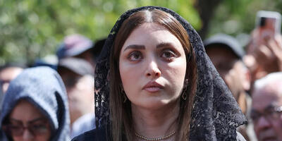 بهنوش طباطبایی چگونه روسری گیپورش را روی سرش فیکس کرده بود؟ - چی بپوشم