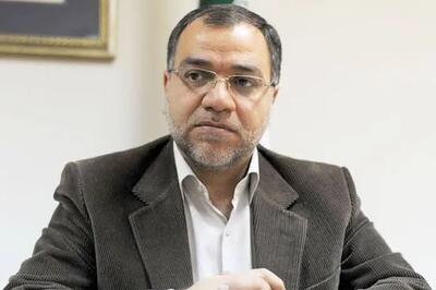  فضائلی، عضو دفتر حفظ و نشر آثار رهبر شهید: آیت‌الله سید مجتبی خامنه‌ای هم مانند رهبر شهید، مذاکره را حرام نمی‌داند / نشانه‌ای از تغییر فتوای حرمت تولید سلاح هسته‌ای دیده نمی‌شود
