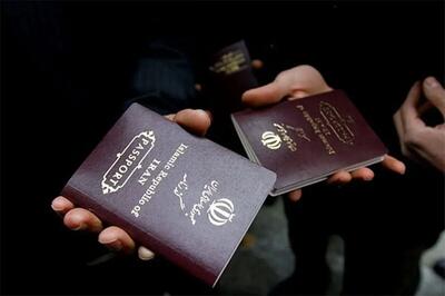  در میدان آزادی گذرنامه اربعین بگیرید