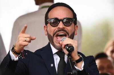 رئیسجمهوری منتخب کلمبیا از تعطیلی ۱۴ سفارتخانه خبر داد