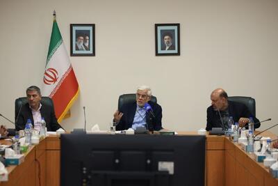  عارف: توسعه علم و فناوری، راهبرد اصلی دولت در دوران پساجنگ است